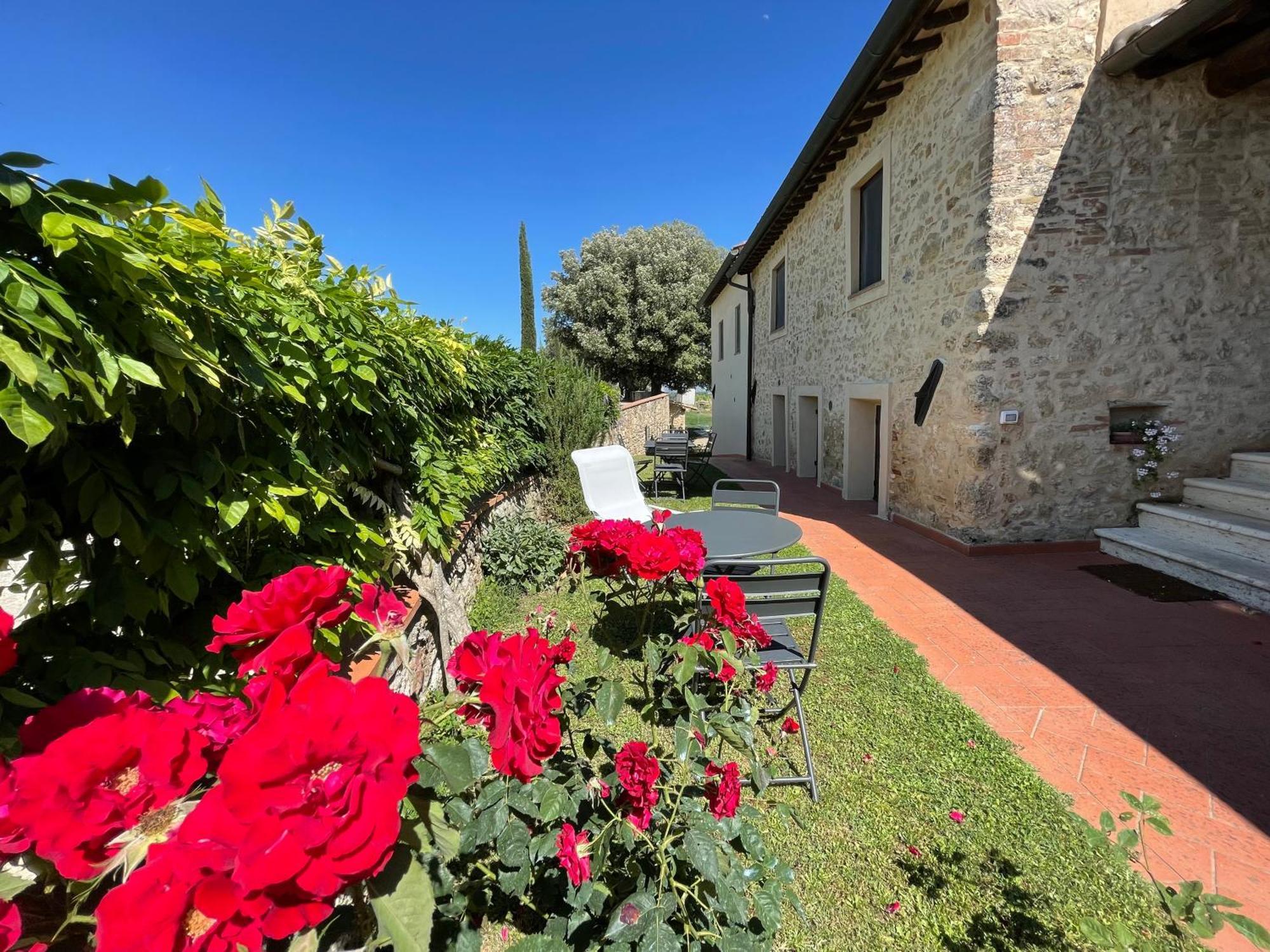 Agriturismo Castello Di Montauto San Gimignano Buitenkant foto